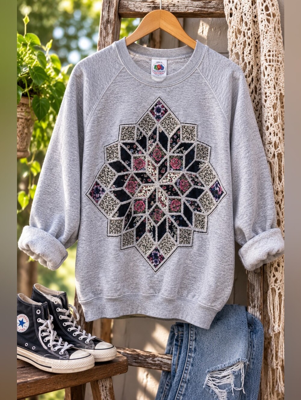 Vintage 90s Fruit of the Loom USA Quilted Patchwork Sweatshirt XL